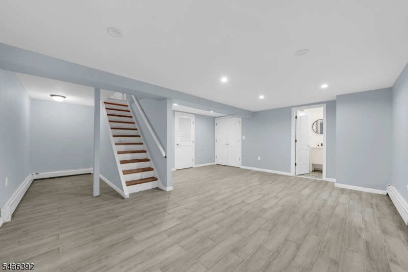 15 Hillside Ave Property Photo 13