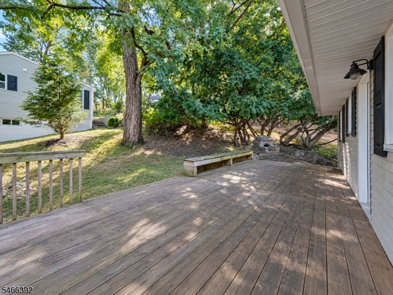 15 Hillside Ave Property Photo 17