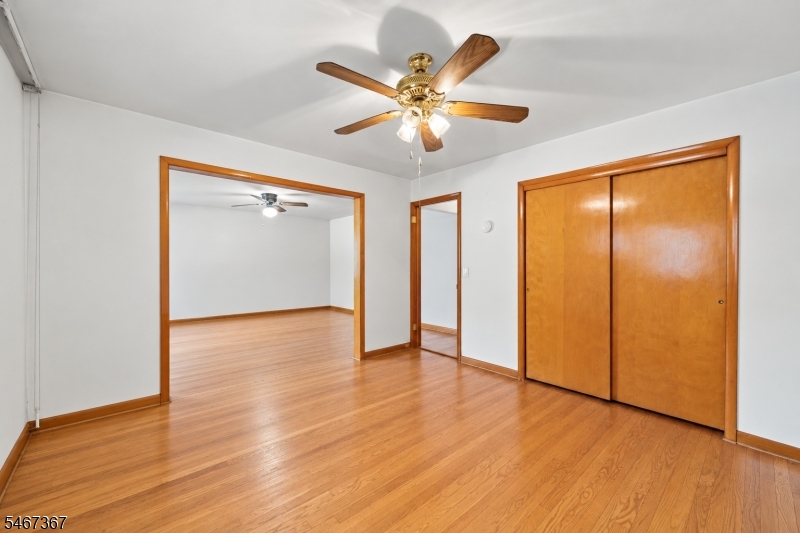 301 Valley Rd Property Photo 6