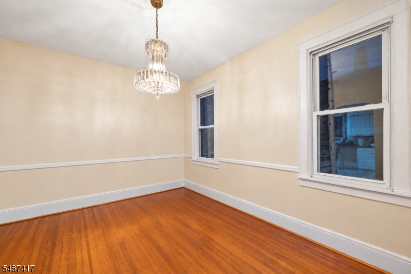 112 Hammond Ave Property Photo 6
