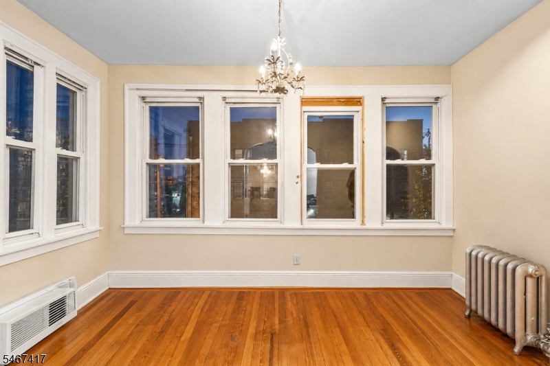 112 Hammond Ave Property Photo 8