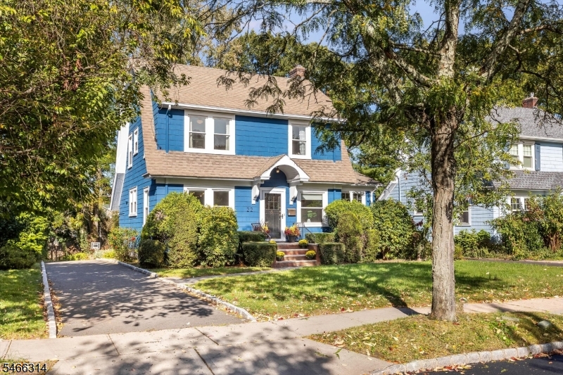 22 Euclid Pl Property Photo 2