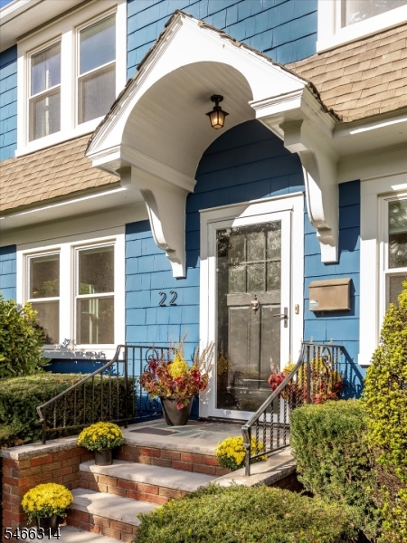 22 Euclid Pl Property Photo 5