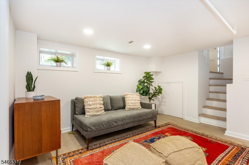 22 Euclid Pl Property Photo 38