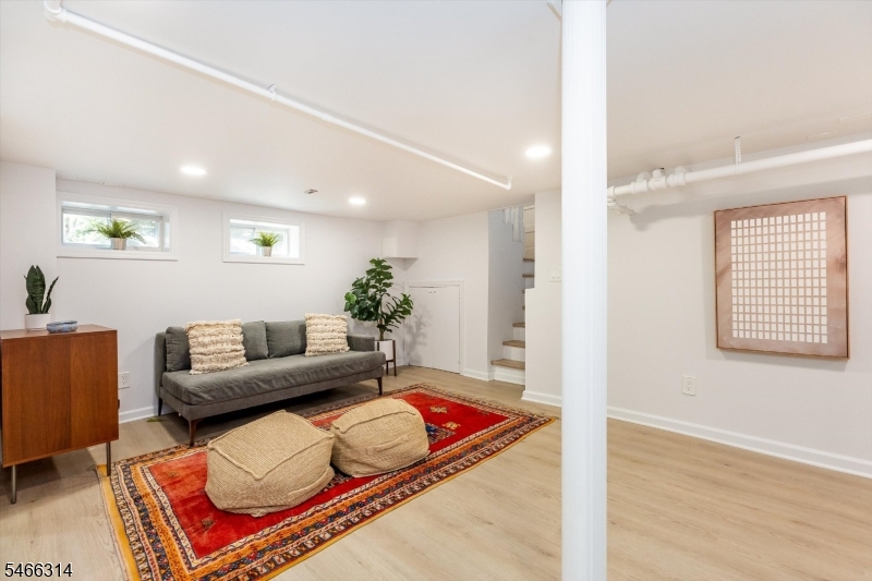 22 Euclid Pl Property Photo 39