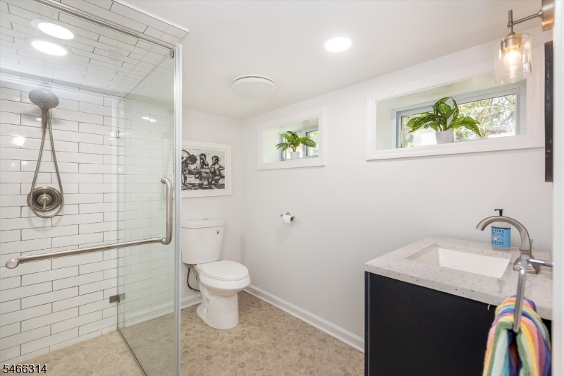 22 Euclid Pl Property Photo 42