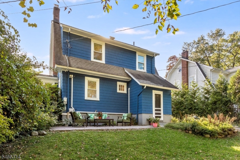 22 Euclid Pl Property Photo 46