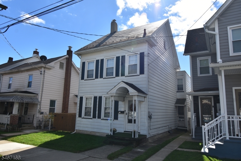 110 Lewis St Property Photo 1