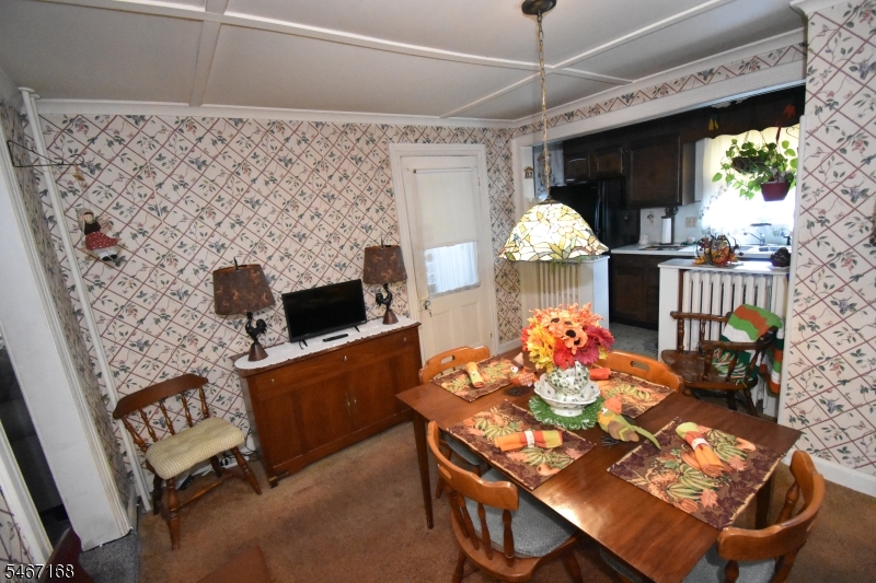110 Lewis St Property Photo 6