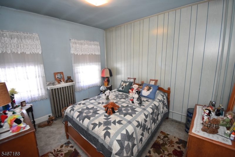110 Lewis St Property Photo 12