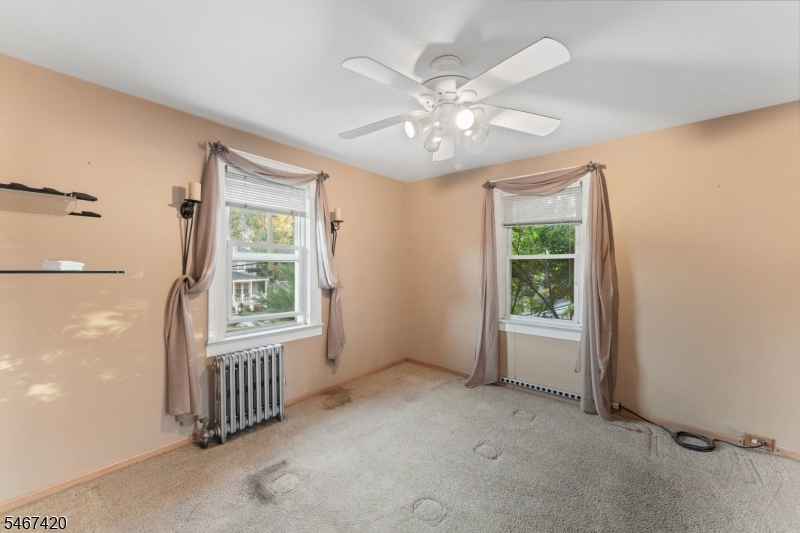 432 1st St Property Photo 21