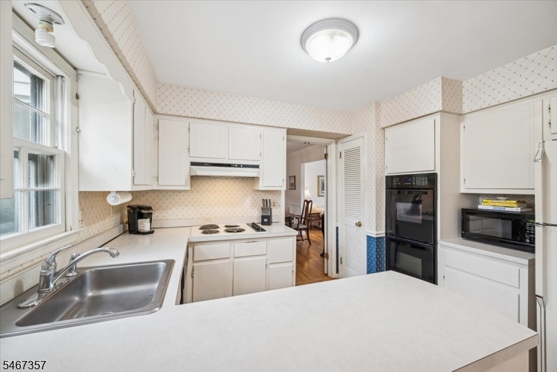 10 Warwick Rd Property Photo 16