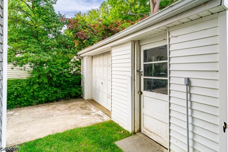 27 Marshall Pl Property Photo 43