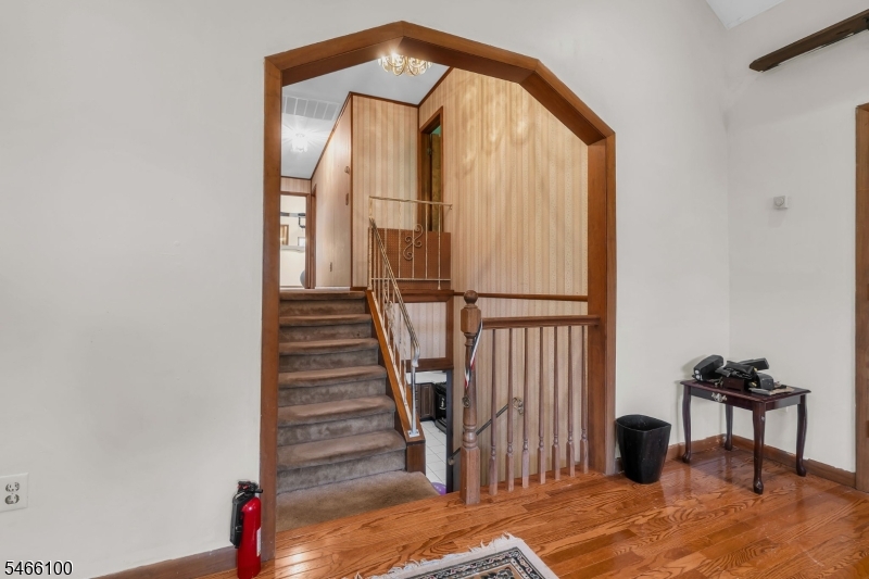 416 Roosevelt St Property Photo 21
