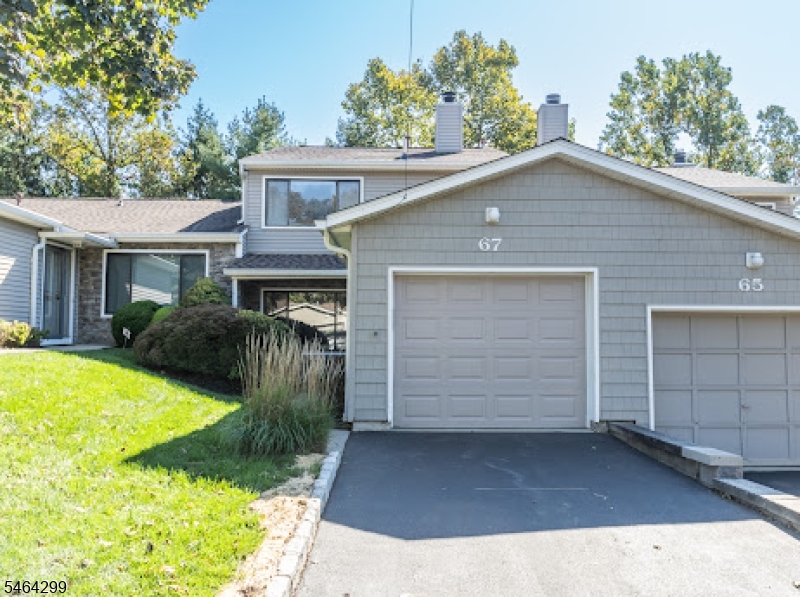 67 Glenview Dr Property Photo 1
