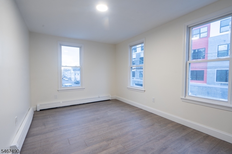 445 Summer St Property Photo 12
