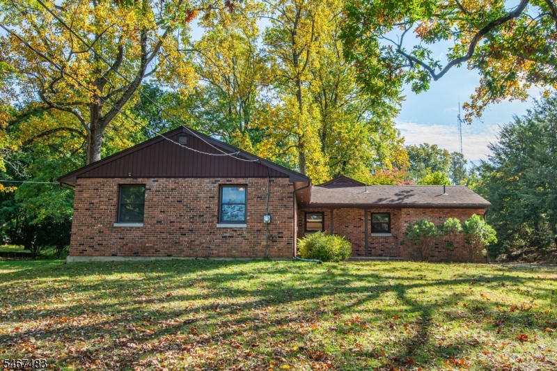 95 Quaker Church Rd Property Photo 1