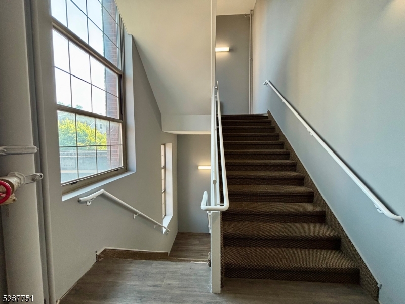 175 Broadway 205 Property Photo 8