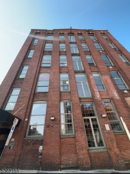 175 Broadway 205 Property Photo 14