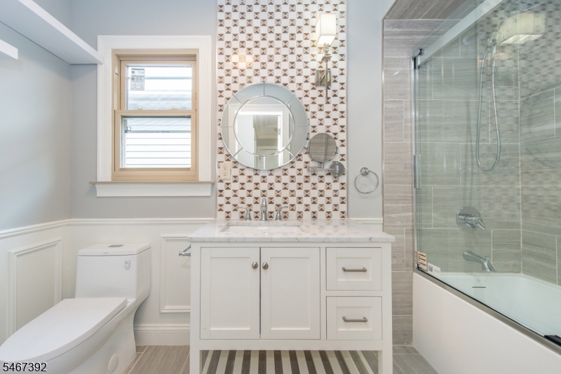 59 Bleecker St A Property Photo 9