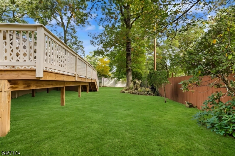 37 Maxim Dr Property Photo 34