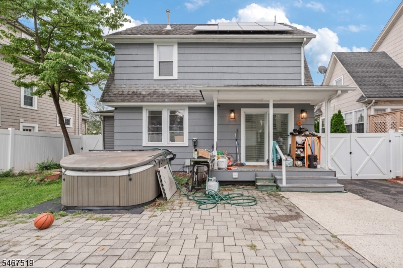 154 Sandford Ave Property Photo 23