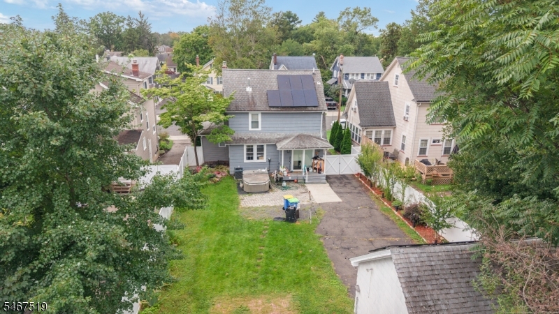 154 Sandford Ave Property Photo 31
