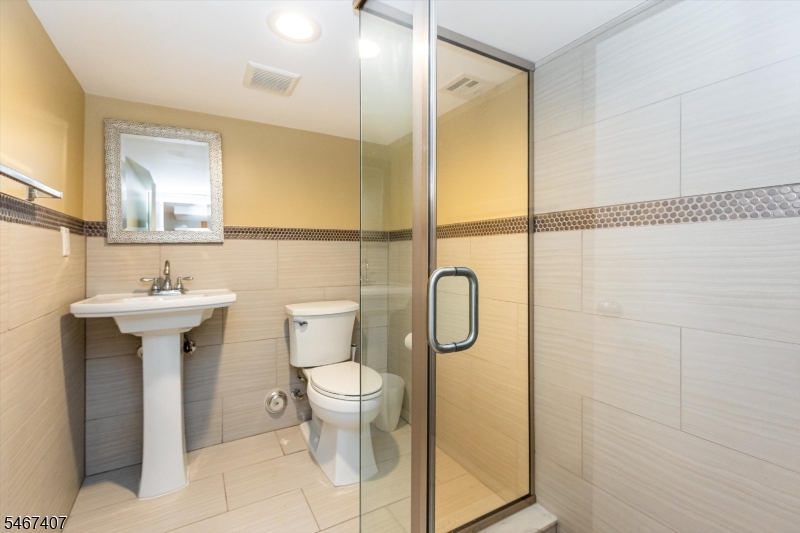 64 Chestnut Rd Property Photo 28