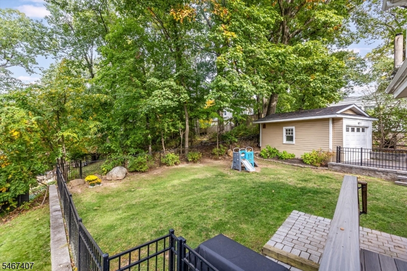 64 Chestnut Rd Property Photo 30