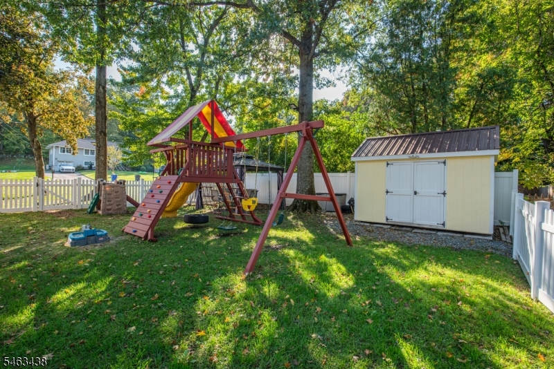 30 Terry Dr Property Photo 22