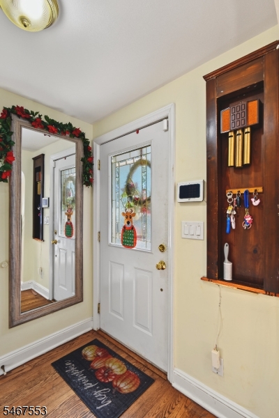 761 W Inman Ave Property Photo 3