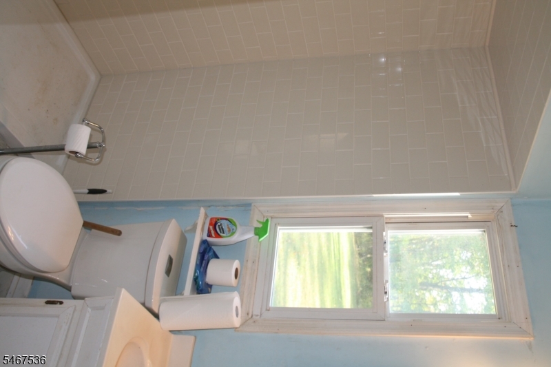 9 Robin Hood Rd Property Photo 12