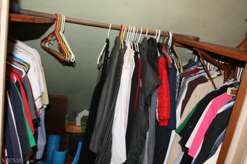 9 Robin Hood Rd Property Photo 17