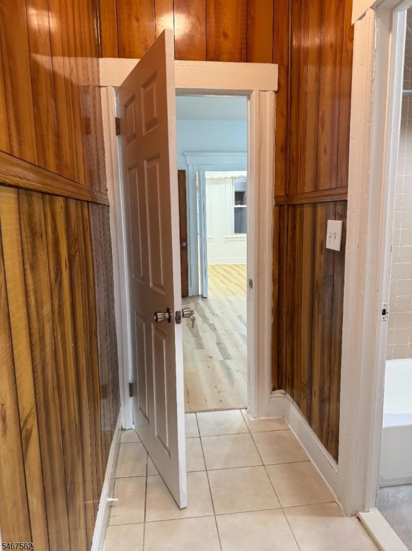 88 Cutler St 2 Property Photo 3