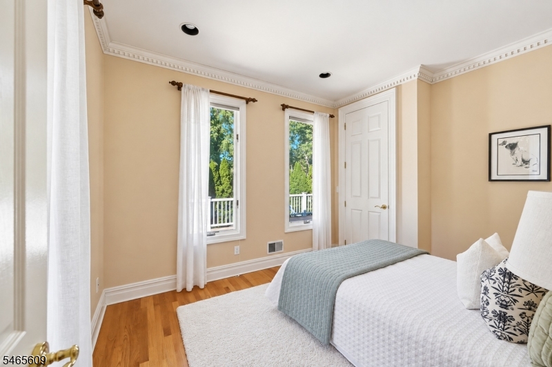54 Burnet Hill Road Property Photo 18