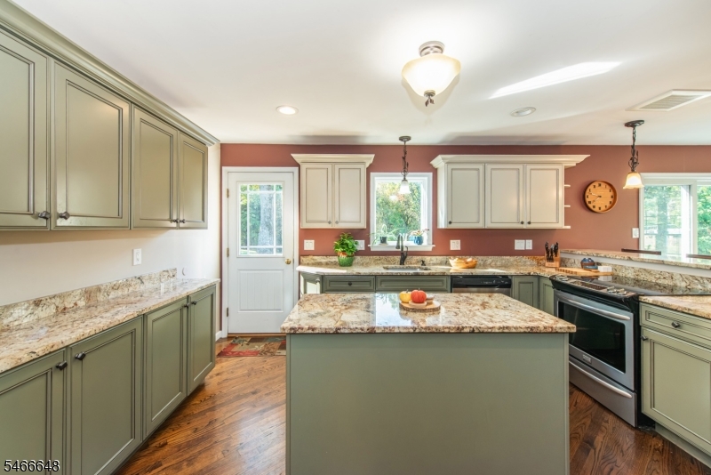 9 Old Traveled Way Property Photo 8