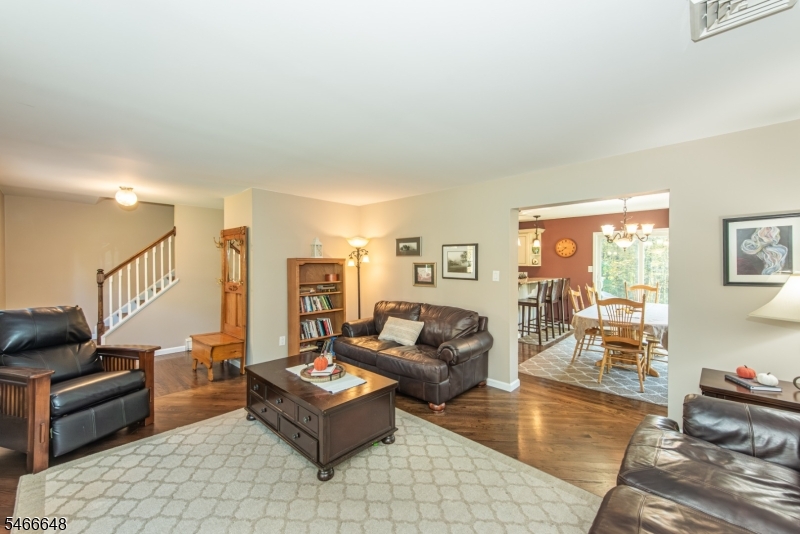 9 Old Traveled Way Property Photo 13