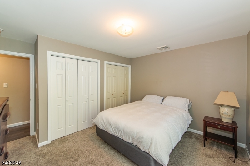 9 Old Traveled Way Property Photo 31