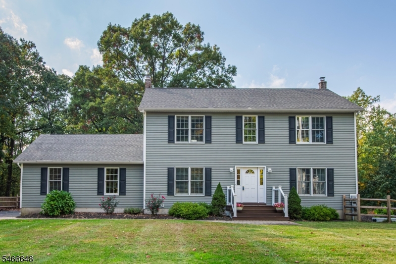 9 Old Traveled Way Property Photo 41