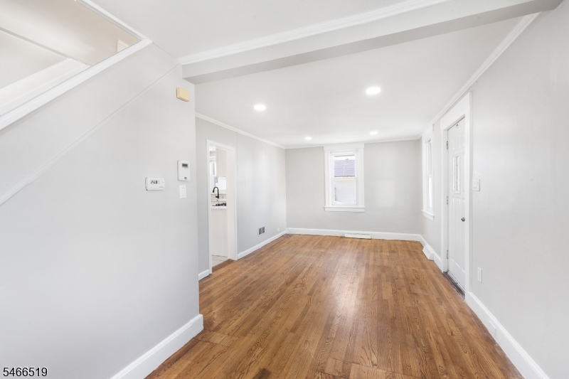 59 Catherine St Property Photo 3