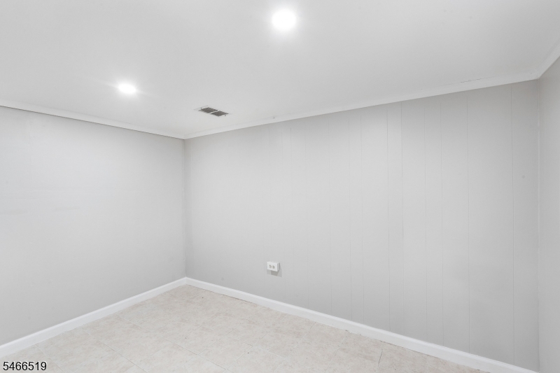 59 Catherine St Property Photo 17
