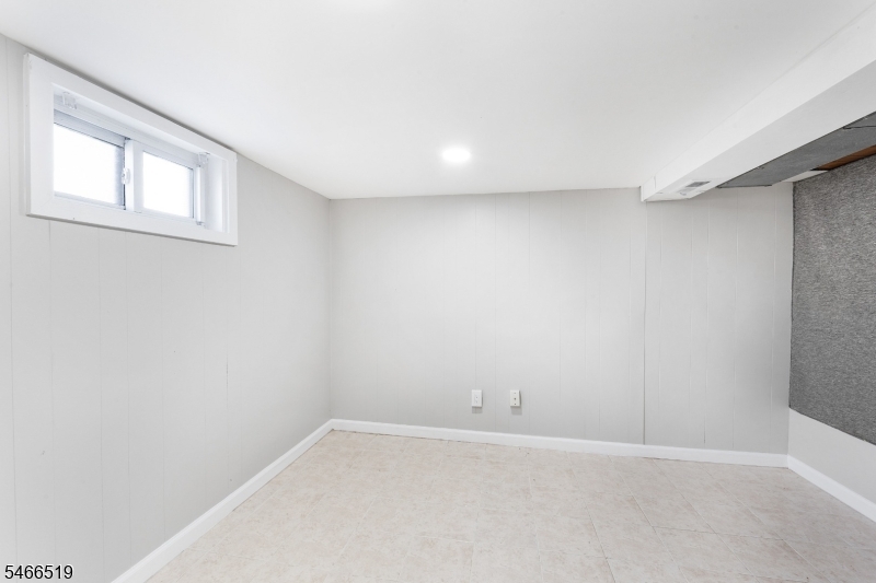 59 Catherine St Property Photo 18