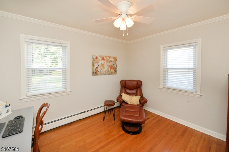 36 Manor Ave Property Photo 16