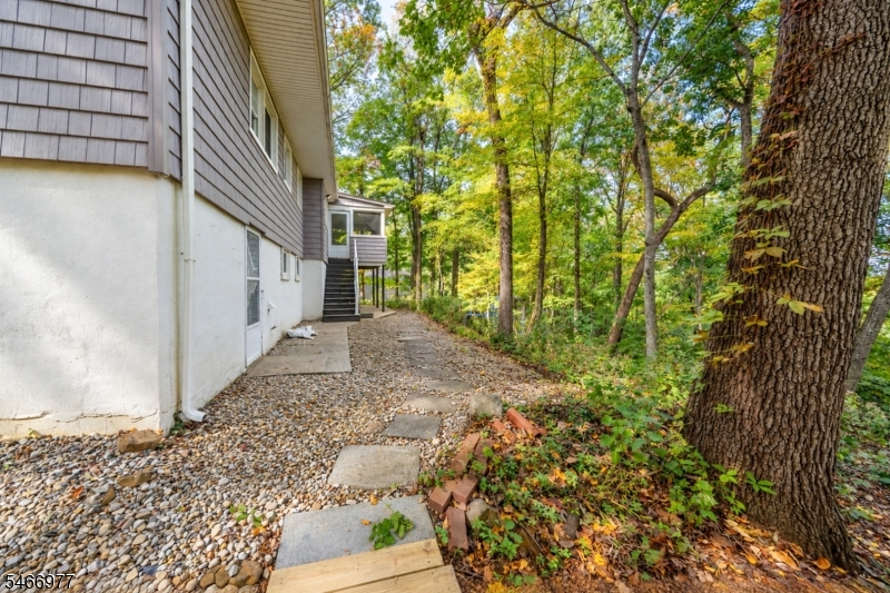 37 Mea Dr Property Photo 45