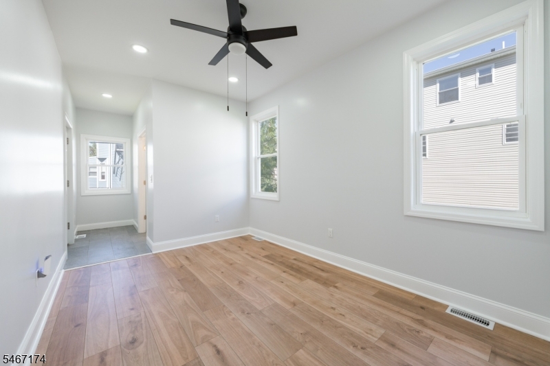 137 Amherst St Property Photo 10