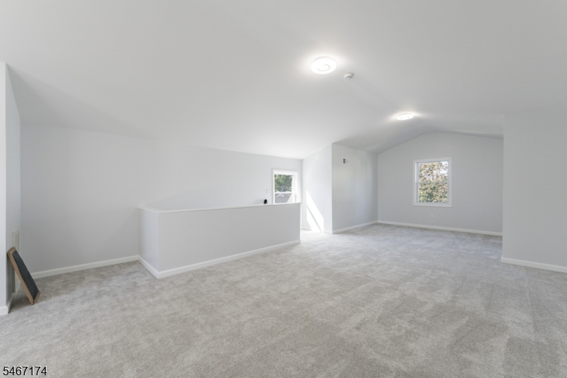 137 Amherst St Property Photo 29