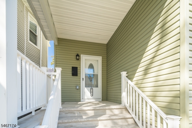 137 Amherst St Property Photo 35
