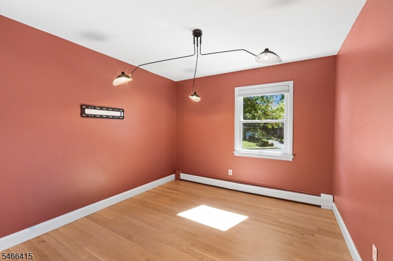 3 Martin Pl Property Photo 23