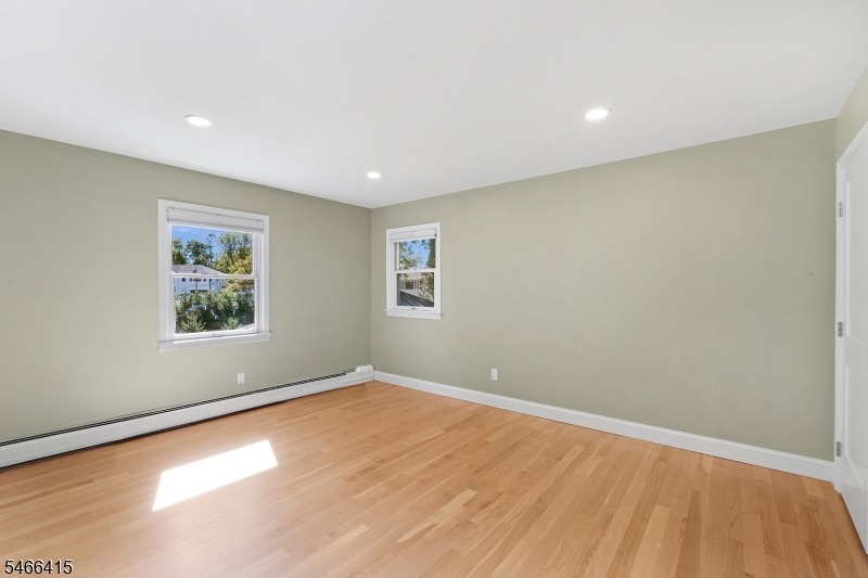 3 Martin Pl Property Photo 24