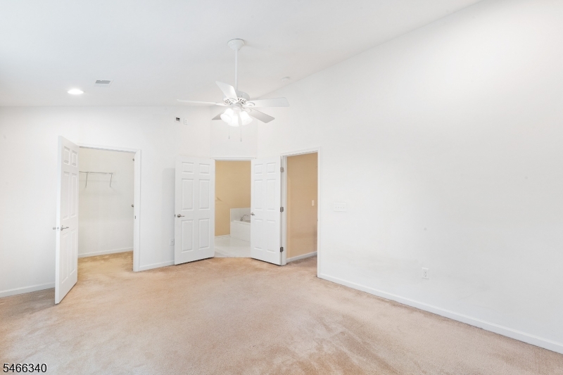 15 Village Ln Property Photo 26
